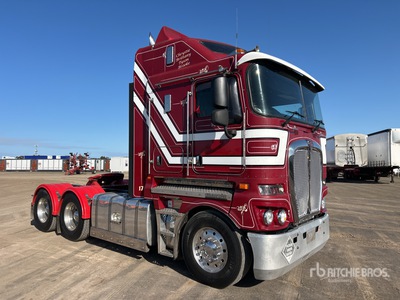 2017 Kenworth K200 Aerodyne 6x4 Ciągnik siodłowy T/A z kabiną sypialną