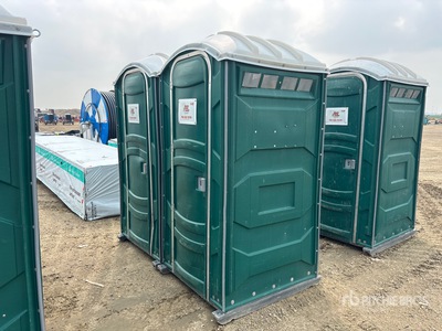 Quantity of (2) Draagbaar toilet
