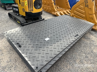 2026 LYALS ALSRM pe textured road mat qty of 15 (Unused)