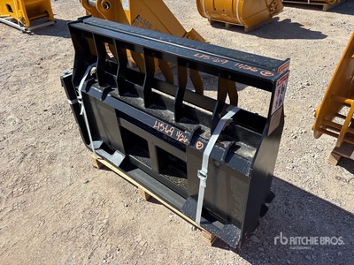 Quantity of (2) 2026 LYALS ALSF48 48 in Skid Steer Forks (Unused)