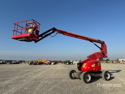 2013 JLG 600AJ Articulating Boom Lift