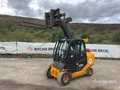2022 JCB TLT35D 2WD Teleskoplader