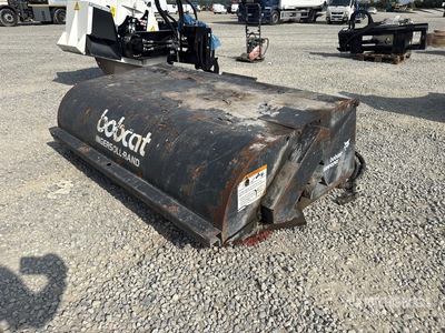 Bobcat Sweeper 72 Skid Steer Broom