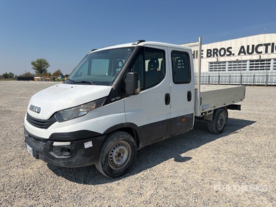 Iveco Daily Crew Cab Ciężarówka z płaską platformą