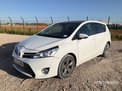 2014 Toyota VERSO Automovil