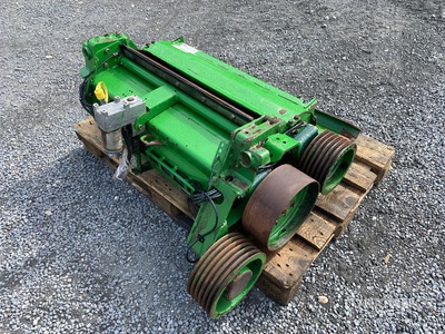 John Deere Premium KP Corn Cracker