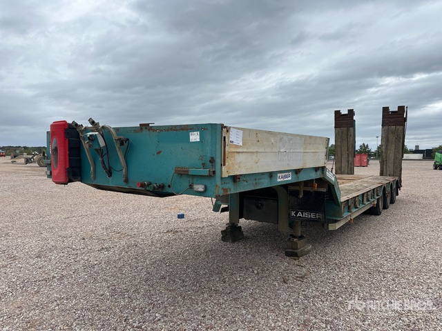 Construction and Machinery Trailers