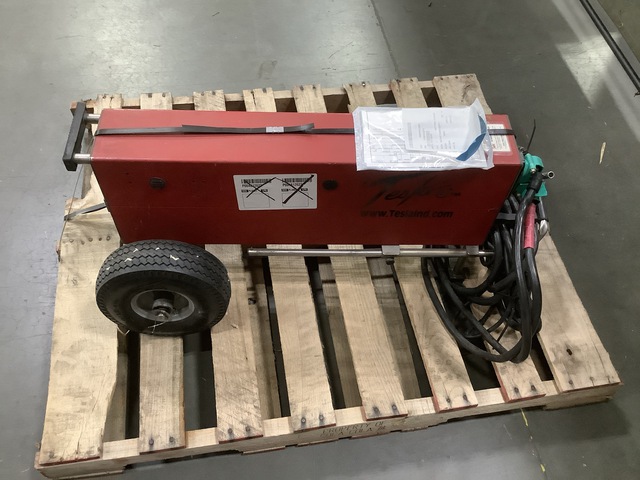 Tesla T1MV3000GPU-24 Battery Charger