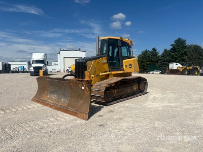2006 John Deere 750J LGP Bouteur sur chenilles