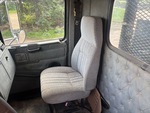 Cab with Seats/armrests