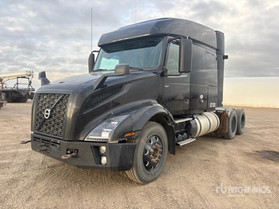 2020 Volvo VNL64T 6x4 Cabeza Tractora Cabina Dormitorio
