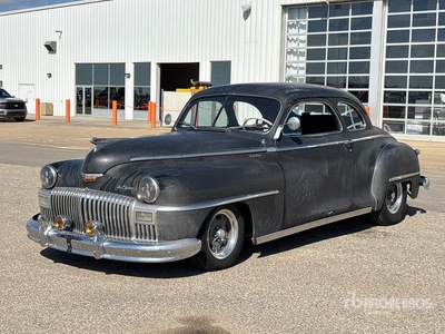 1946 DeSoto Coupe Custom 自動車