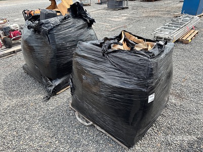 Quantity of (2) Pallets of Contractor supplies أدوات يدوية متنوعة