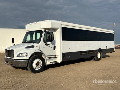 2019 Freightliner S2C 4x2 45-Seat Bus