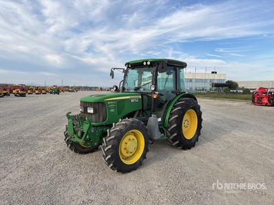 2011 John Deere 5090G 4WD Tractor Agrícola