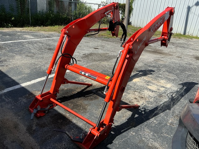 Kubota LA526 Front Loader Attachment