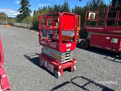 2018 MEC 1330SE Electric Scissor Lift