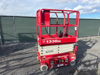 2018 MEC 1330SE Electric Scissor Lift
