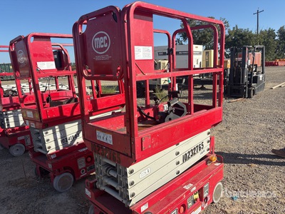 2017 MEC 1330SE Electric Scissor Lift