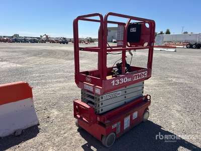 2018 MEC 1330SE Scissor Lift