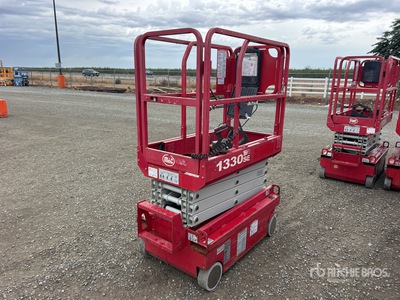 2019 MEC 1330SE Electric Scissor Lift