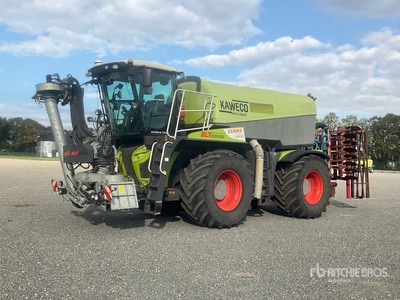 2018 Claas Xerion 4000 Saddle Trac 4WD Tractor