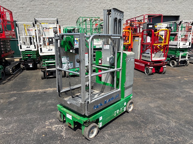 2016 Genie GR20 Vertical Mast Lift