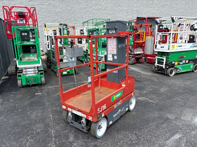 2017 Skyjack SJ16 Vertical Mast Lift
