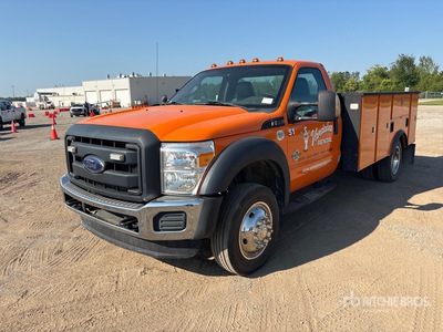 2015 Ford F-550 4x2 Service Truck