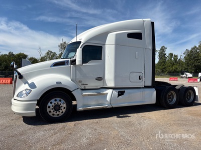 2018 Kenworth T680 6x4 T/A Sleeper Truck Tractor