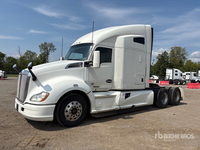 2018 Kenworth T680 6x4 Ciągnik siodłowy T/A z kabiną sypialną