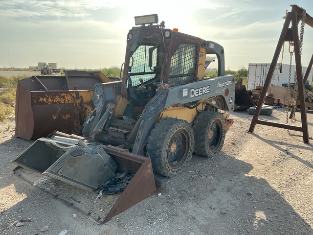 2014 John Deere 328E Skid Steer Loader