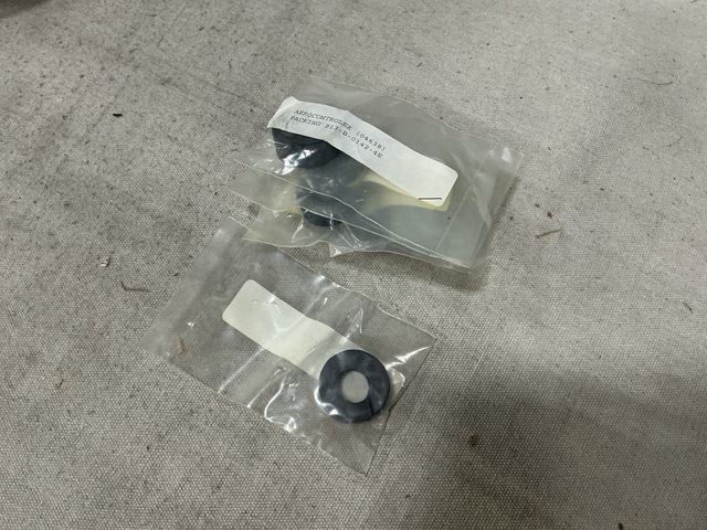 (36) Aerocontrolex 913-B-0142-4E Preformed Packings