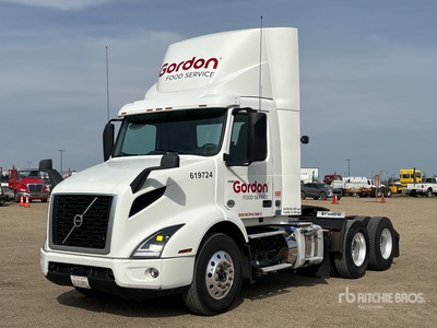 2020 Volvo VNR 6x4 Ciągnik siodłowy T/A z kabiną dzienną