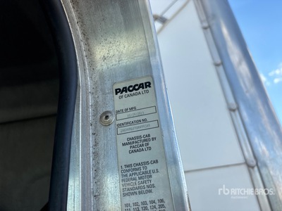 2016 Kenworth T370 Van Truck