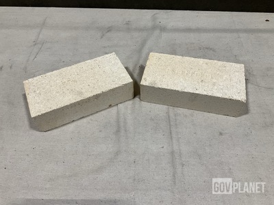 (190) Linmarr 1385784 PC1 Refractory Bricks