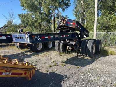 1990 Manac 77220151 T/A Heavy-Haul Jeep
