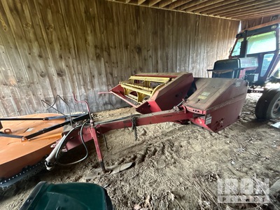 New Holland Haybine 474 12 ft Pin and draw bar with driveshaft attachment Mower Conditioner
