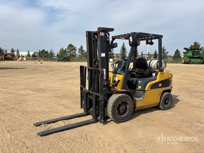 2020 Cat G3P0N 4900 lb Pneumatic Tire Carretilla Elevadora