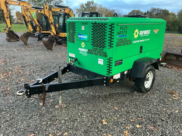 2018 Doosan Infracore P425/HP375WCU-T4F 375 cfm Mobile Air Compressor
