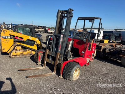 2015 Moffett 55.3PL 5500 lb 3x3 Carrello elevatore su autocarro (Inoperable)