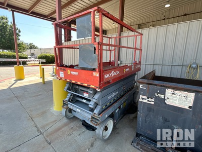 2015 Skyjack SJIII 4626 Electric Scissor Lift