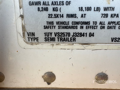 2018 Utility 57 ft x 102 in T/A Van Trailer