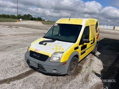 2010 Ford Transit Connect Fourgon cargo (Inoperable)