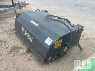 2021 Bobcat 6707144 60 in Sweeper Attachment