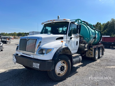 2012 Global N/A on 2020 International 7600 6x4 Vacuum Tanker Truck
