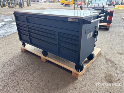Quantity of (2) 2026 St-Laurent Rolling Tool Box (Unused)