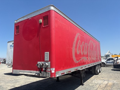 2001 Utility VS2DC 35 ft x 102 in T/A Van Trailer