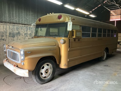 International Harvester B163 Bus