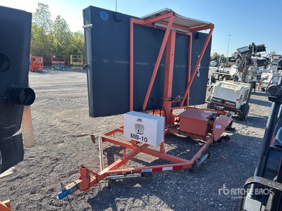 2014 Wanco WTLMB Solar Message Board (Inoperable)